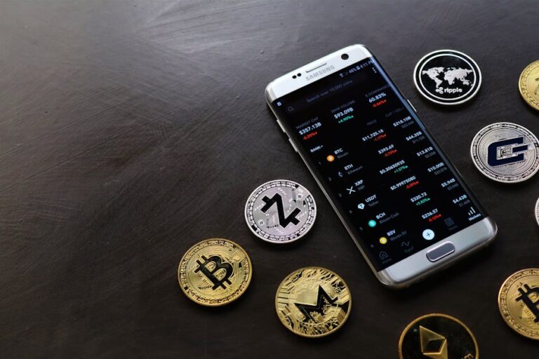 Crypto Investment Apps for Professionals: Reviews and Analysis for 2025